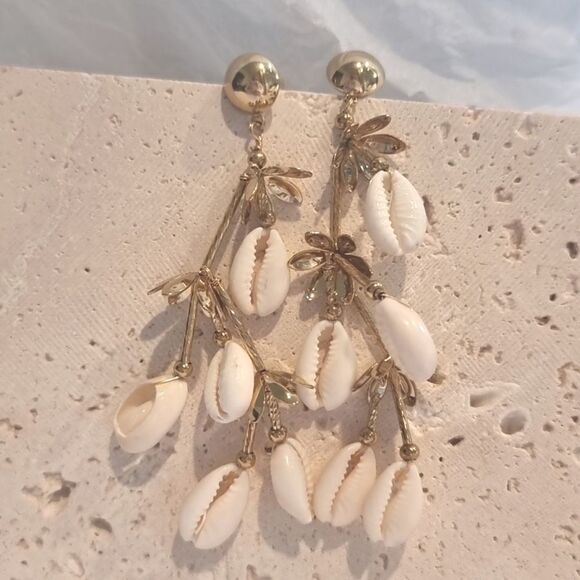 New FP Shell Drop Dangle Earrings - Picture 1 of 9